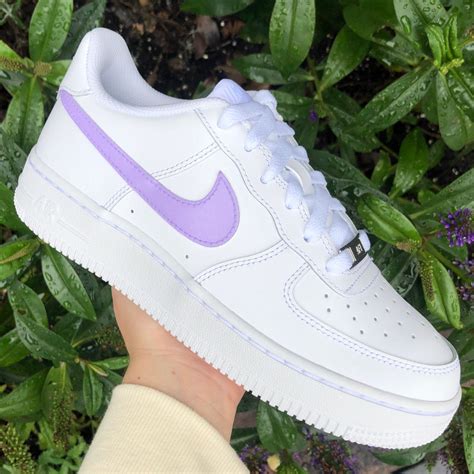 nike air force 1 mit lila nike zeichen|nike air force 1 price.